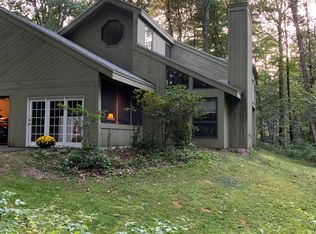 75 Luther Rd, Saratoga Springs, NY 12866