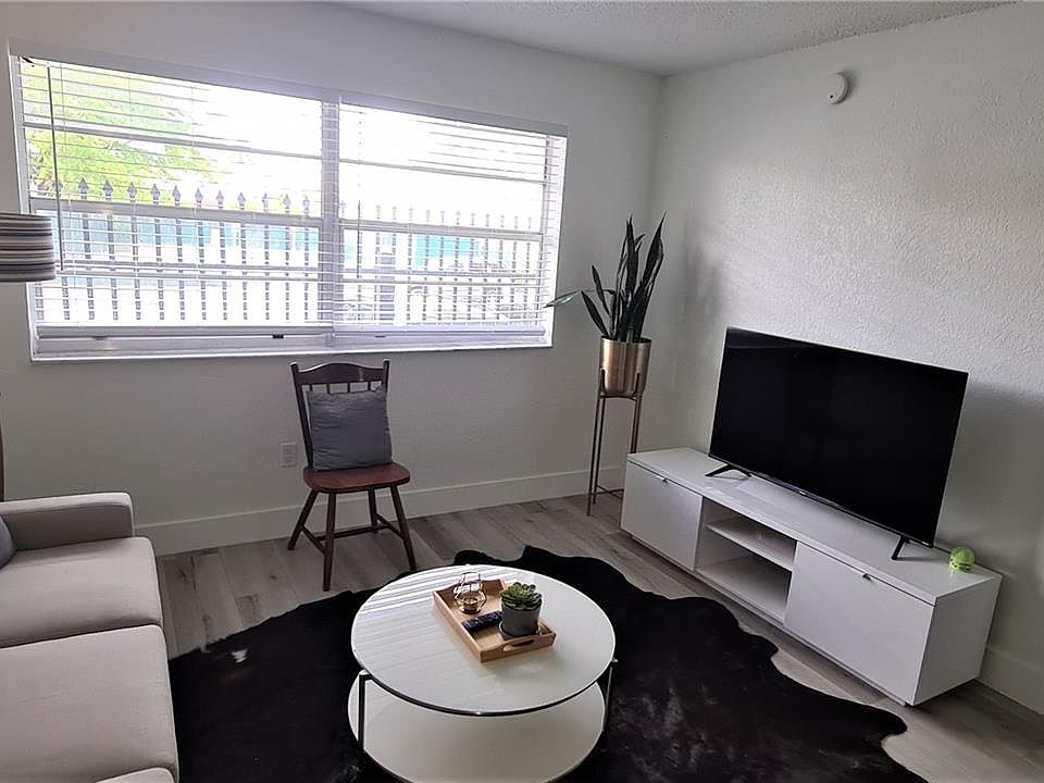 Villa Navarra Condominiums 444 SW 4th St Miami FL Zillow