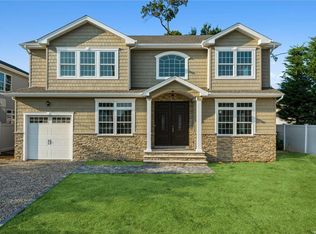 1741 Henry Rd, Merrick, NY 11566