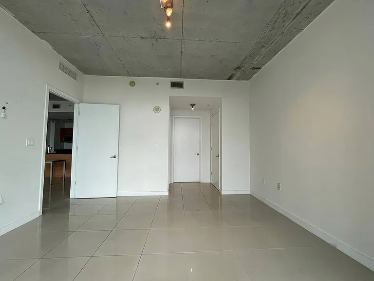 3301 NE 1st Ave #H1011 — Photo 4