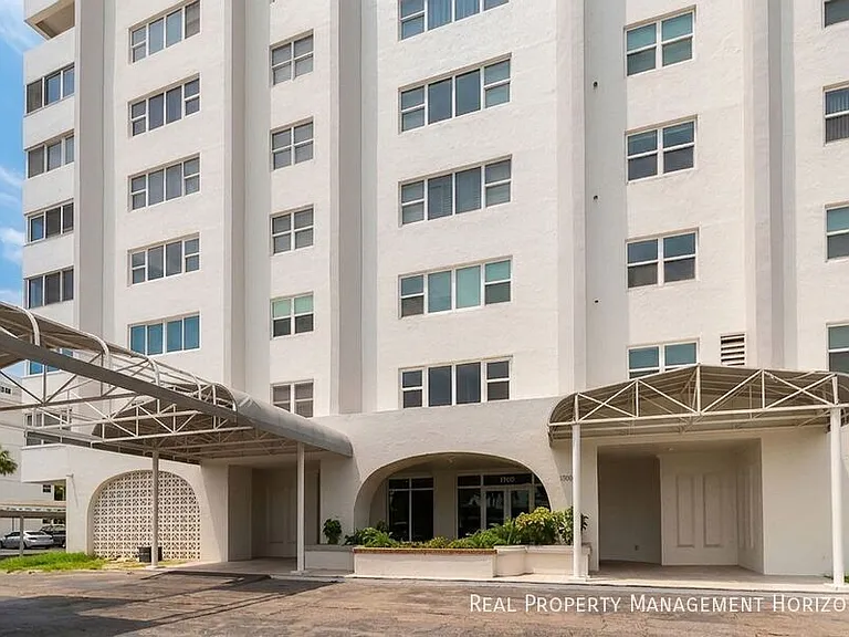 1700 Benjamin Franklin Dr #3B — Photo 1