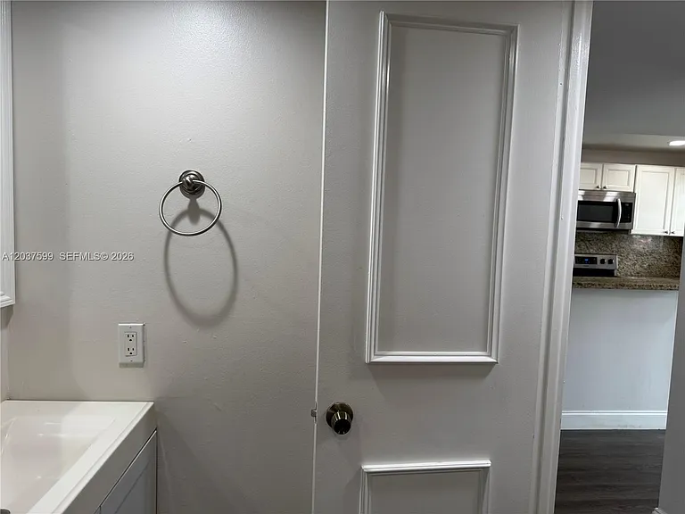 8325 Sunrise Lakes Blvd #103 — Photo 25