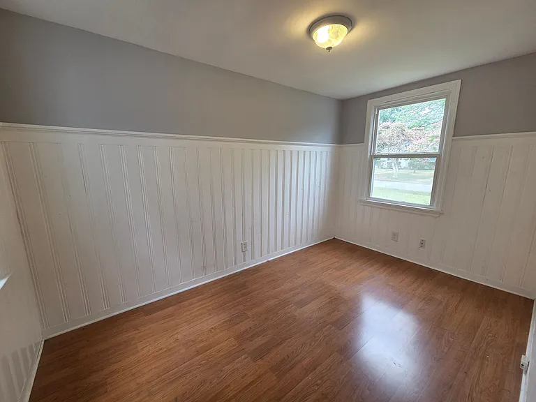 7405 Yorktown Dr — Photo 12