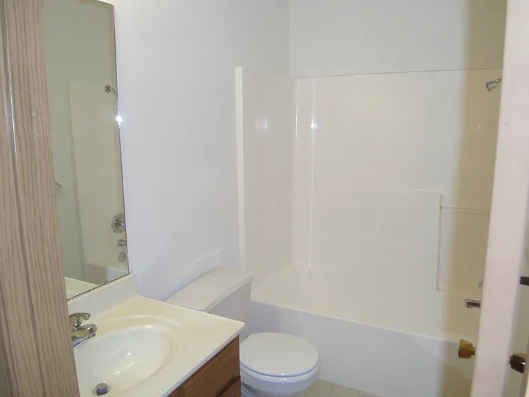 804 N Green St — Photo 9