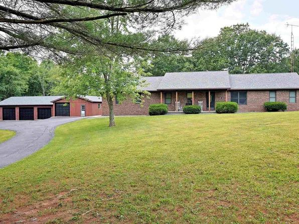 2823 Avoca Eureka Rd, Bedford, IN 47421