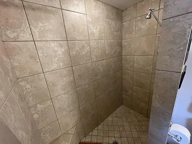 1677 SW Knoll Ave — Photo 17