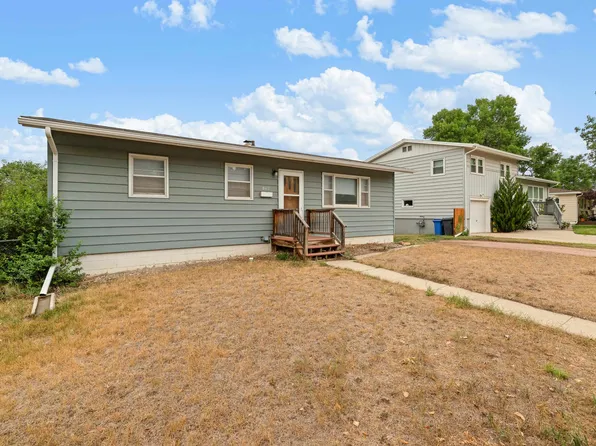 2117 Cruz Dr, Rapid City, SD 57702