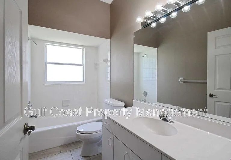 4815 77th St E — Photo 43