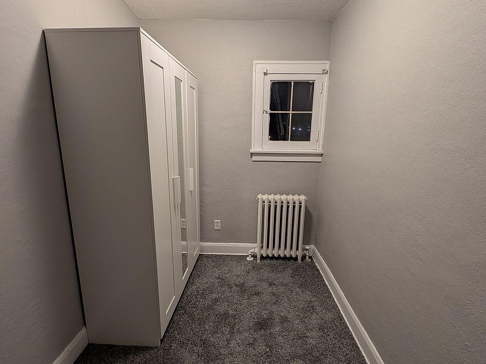 In the entryway of the unit, there's a large storage wardrobe to add even more storage!