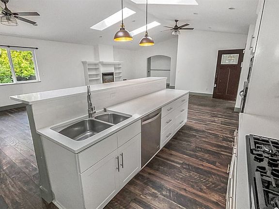 2nd image of 280 Devonshire Road