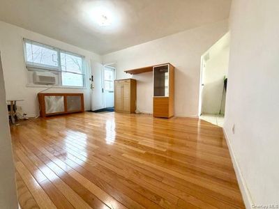 67-20 218 Street #Lower, Oakland Gardens, NY, 11364