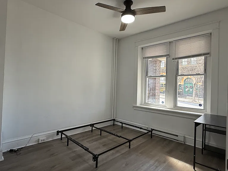 437 Montclair Ave — Photo 7