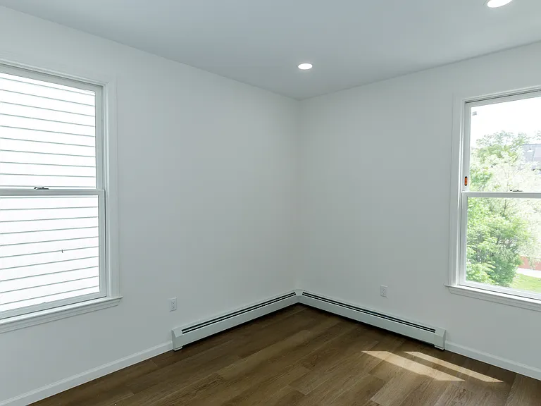 182 Ellery Ave #2 — Photo 30