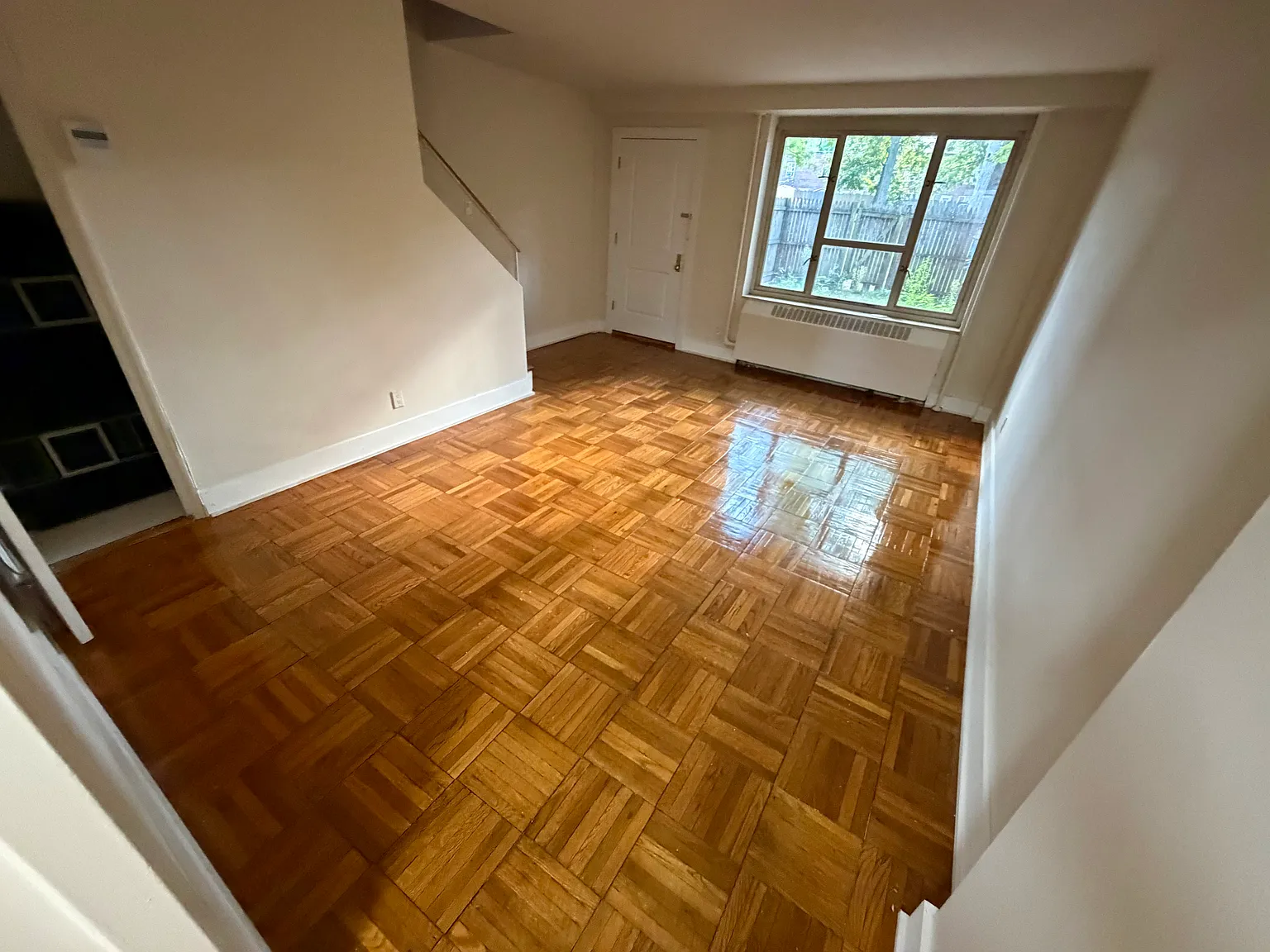 194th Ln, Fresh Meadows — Photo 4
