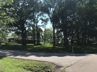 5th Ave, Onalaska, TX 77360