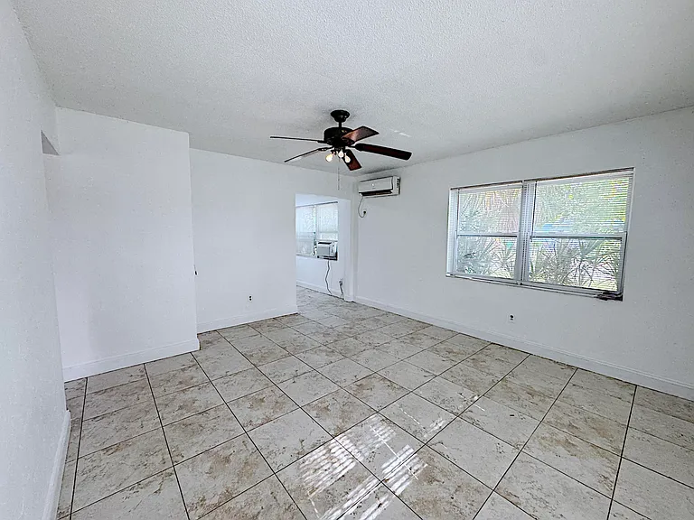 511 SE 2nd Ave S #SOUTH — Photo 36