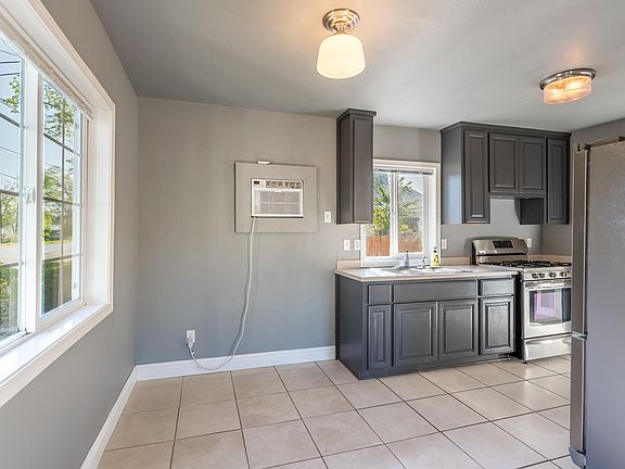 5th image of 24147 Old 44 Dr