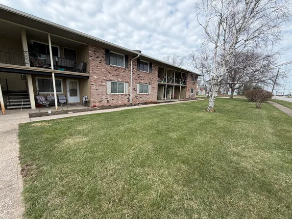 600 Lake Breeze Rd #C, Sheffield Lake, OH 44054