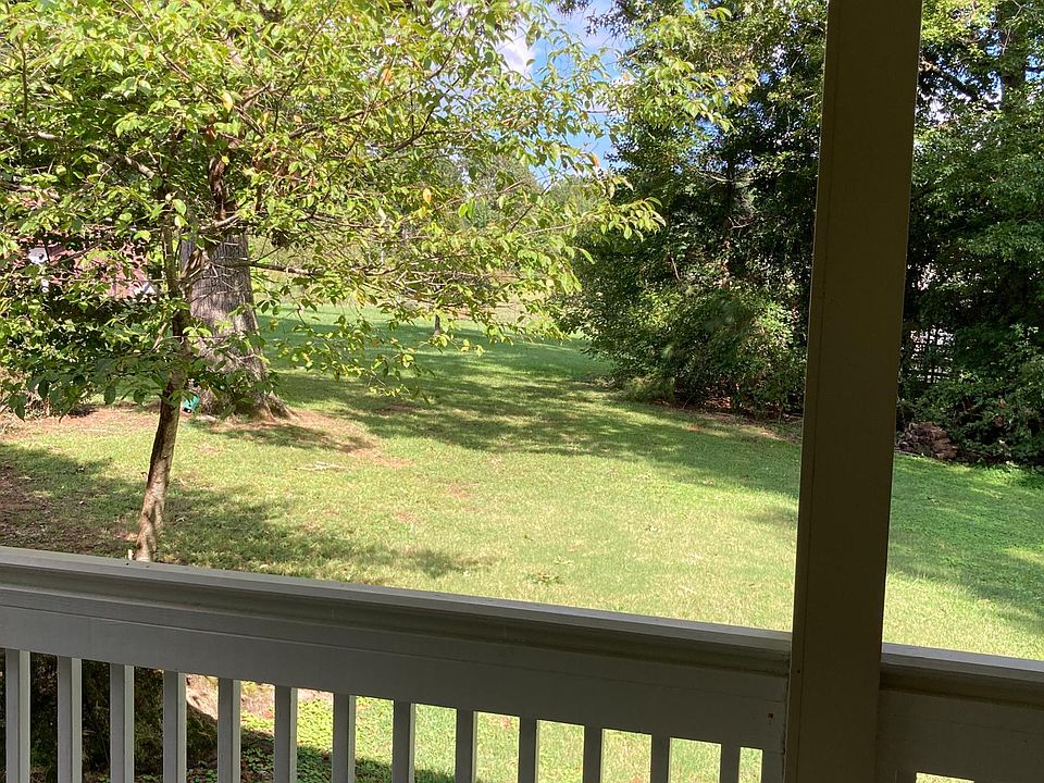 Quiet setting on a working farm.