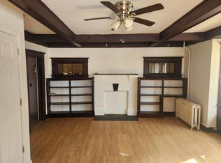 37 Jennings Ave APT 2, Patchogue, NY 11772