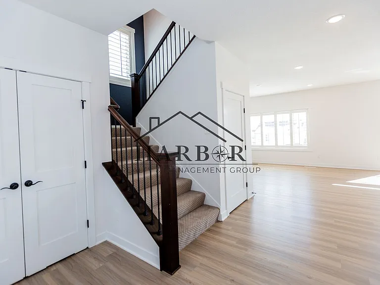 4144 Genevieve Ln NW — Photo 11