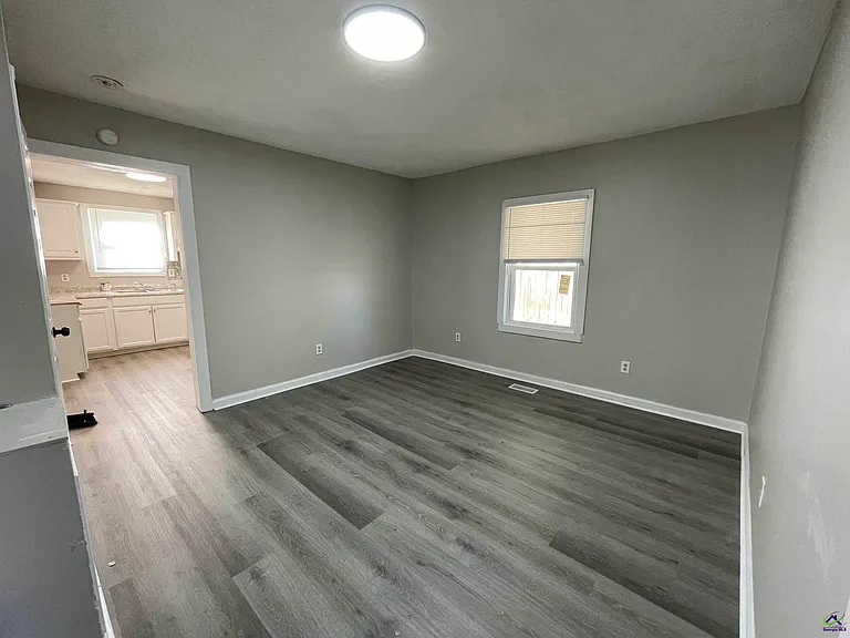 1235 Boone St — Photo 10