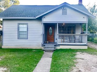 1207 W Broad St, Freeport, TX 77541