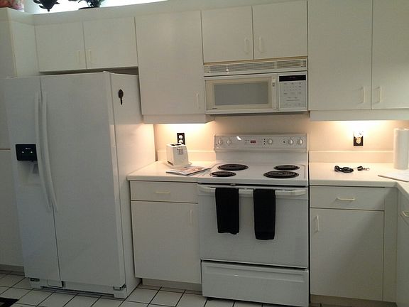2nd image of 2245 Hidden Lake Dr APT 2