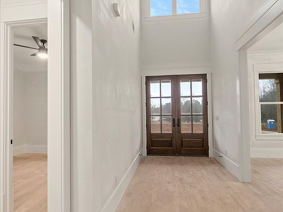 4th image of 1991 Moores Ford Rd