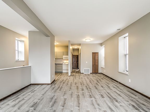 4th image of 3835 Folsom Ave #A