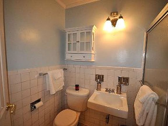 5th image of 340 E 80th St #14R