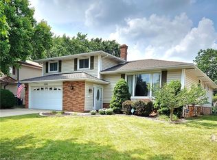 3308 Bowmen Ln, Parma, OH