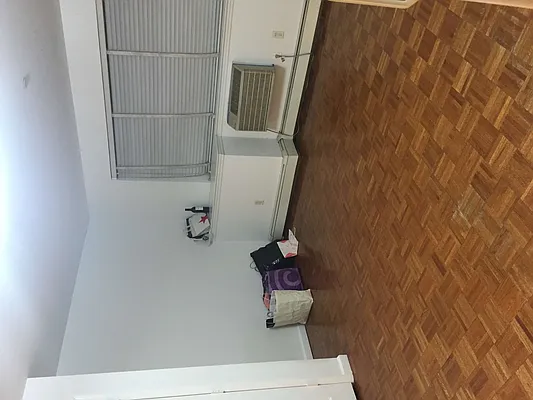 Rented by 18 REALTY | media 2