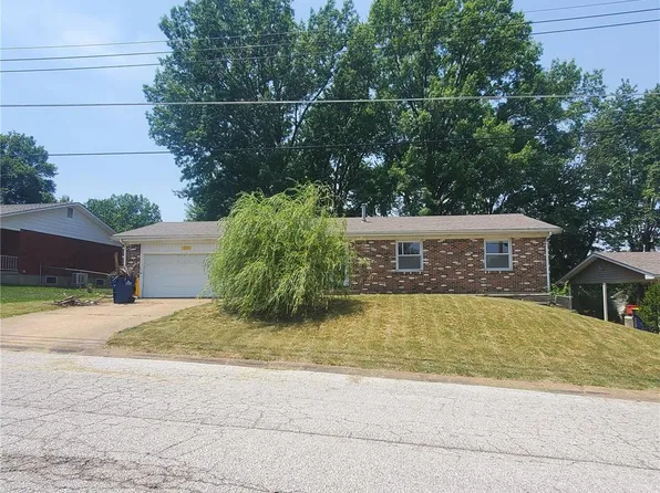 613 S Washington Ave, Union, MO 63084