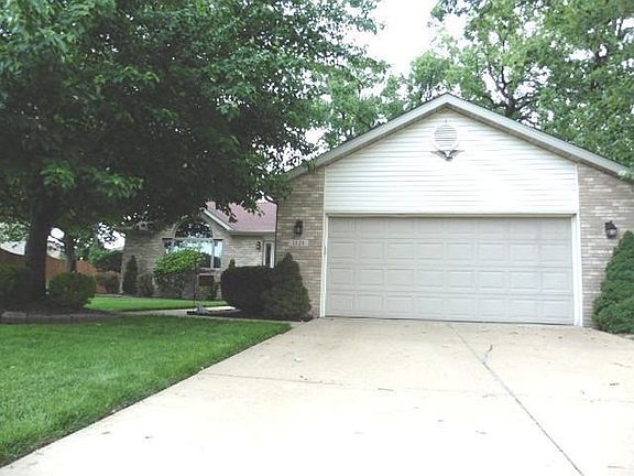 2nd image of 1526 Oak Leaf Dr