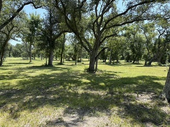 4th image of 0 Fm 2611 Rd