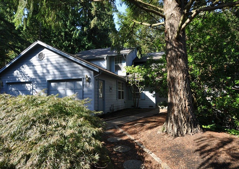 1st image of 13716 NE 87th St