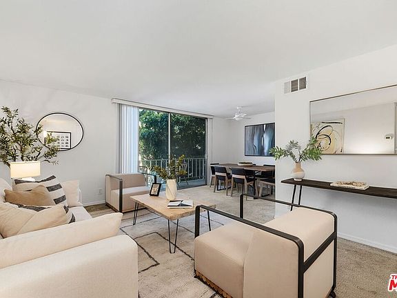 5th image of 100 S Doheny Dr APT 202