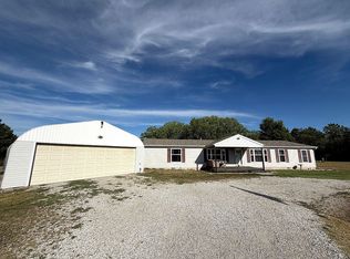 1711 Dewild Ln, McPherson, KS 67460