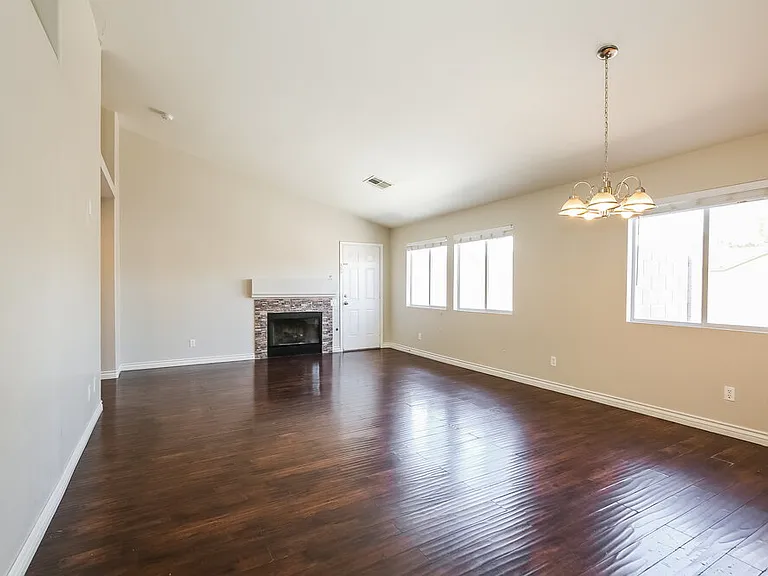 4565 Savin Cir — Photo 6
