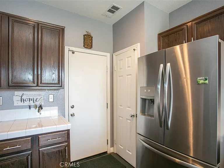 29208 Dakota Dr — Photo 12