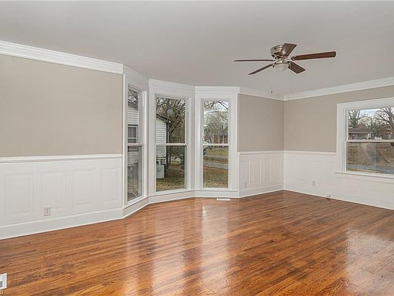 3rd image of 314 Piedmont Way