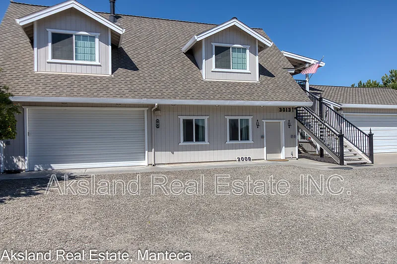 3009 W Lathrop Rd #1