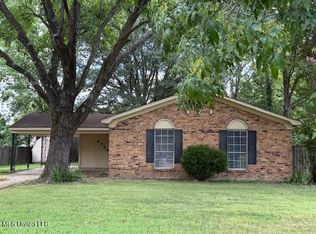 6326 Tulane Rd, Horn Lake, MS 38637
