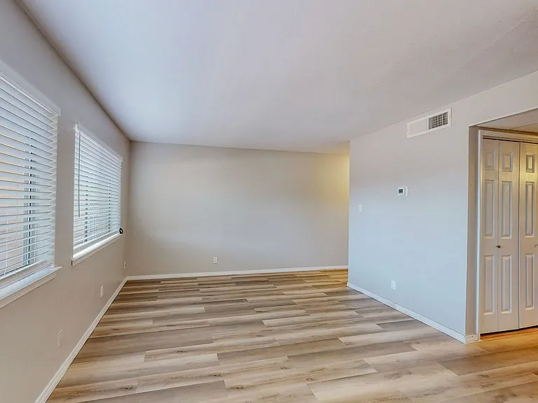4200 Montgomery Blvd NE #108 — Photo 9