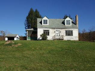 1325 Scenery Dr, Elizabeth, PA 15037