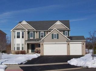 1175 Waterview Cir, Antioch, IL 60002