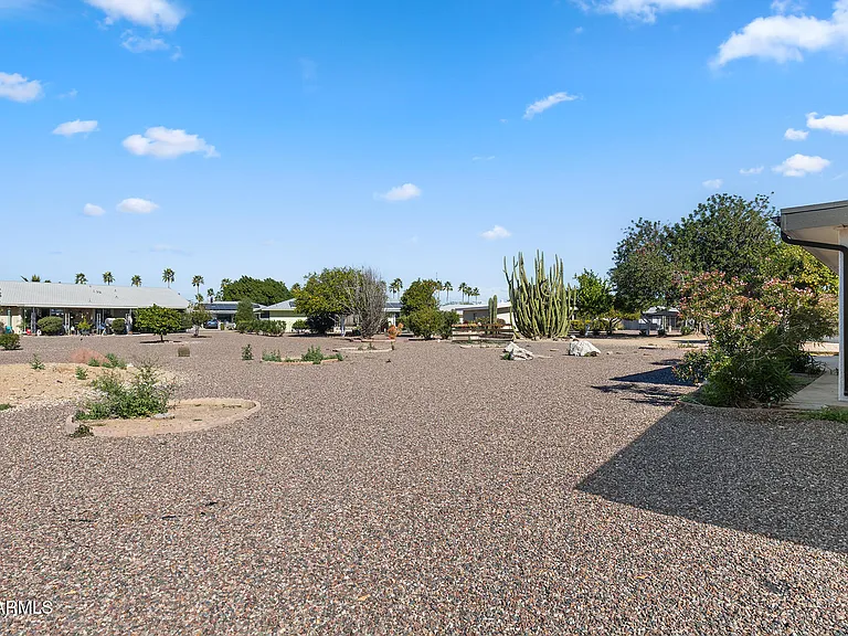 16817 N Meadow Park Dr — Photo 26