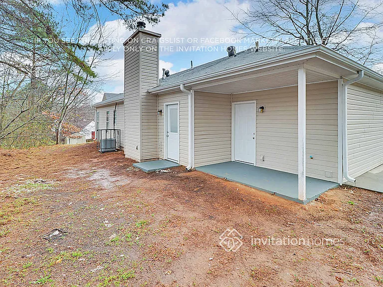 626 Waynes Ct SE — Photo 23
