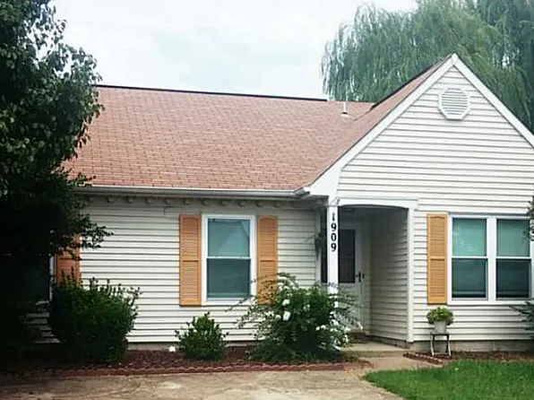 1909 Bizet Ct, Virginia Beach, VA 23454